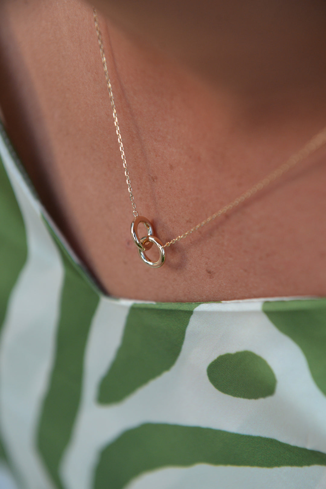 Collier Plaqué Or cercles entrelacés Romeo