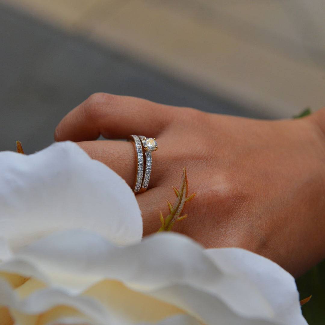 Bague Plaqué Or alliance sertie grain & solitaire accompagné Aphrodite