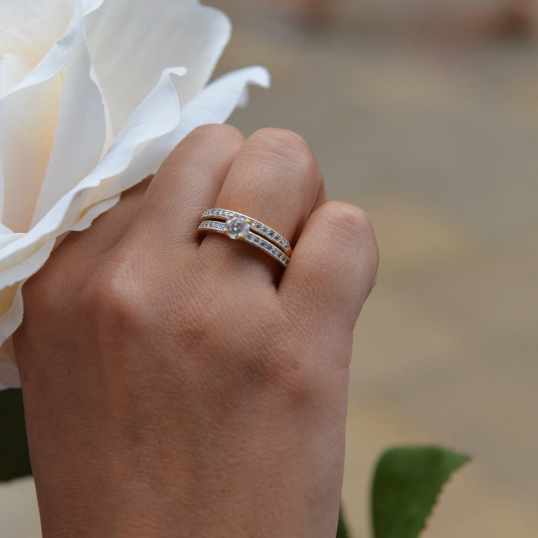 Bague Plaqué Or alliance sertie grain & solitaire accompagné Aphrodite