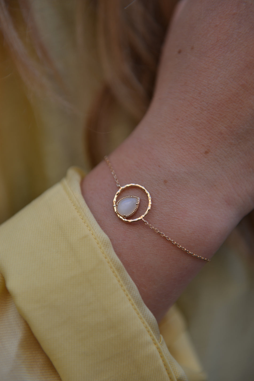 Bracelet Plaqué Or & Pierre de lune Amare
