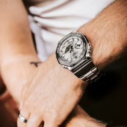 Casio G-shock GM-2110D-7AER