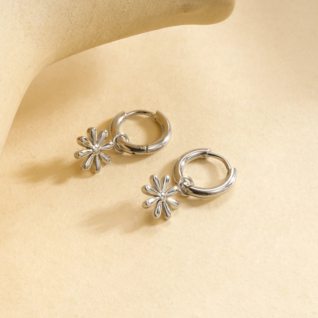 Boucles d'oreilles Acier inoxydable Mini- créole pampille marguerite Solea