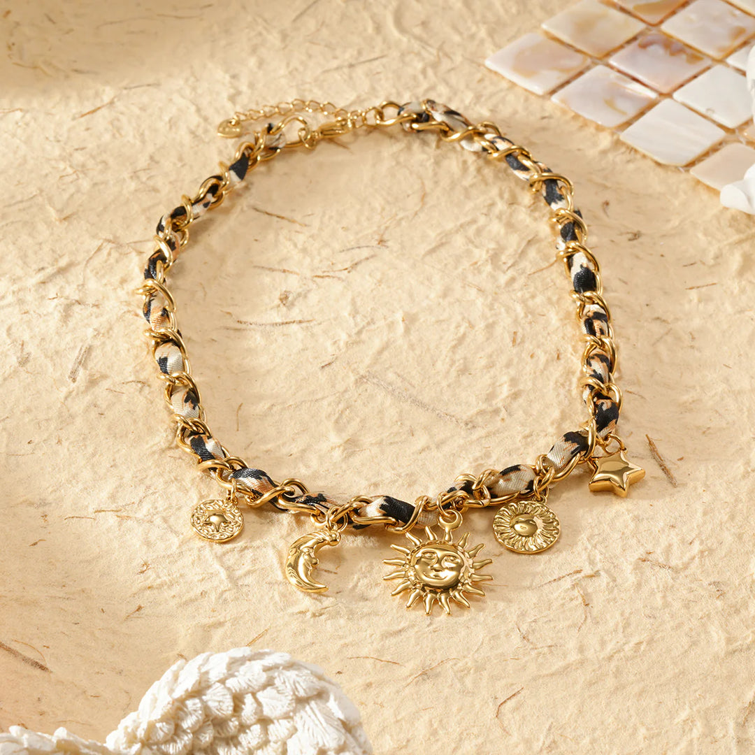 Collier Acier inoxydable doré femme en tissu imprimé léopard et chaîne avec breloques Savage