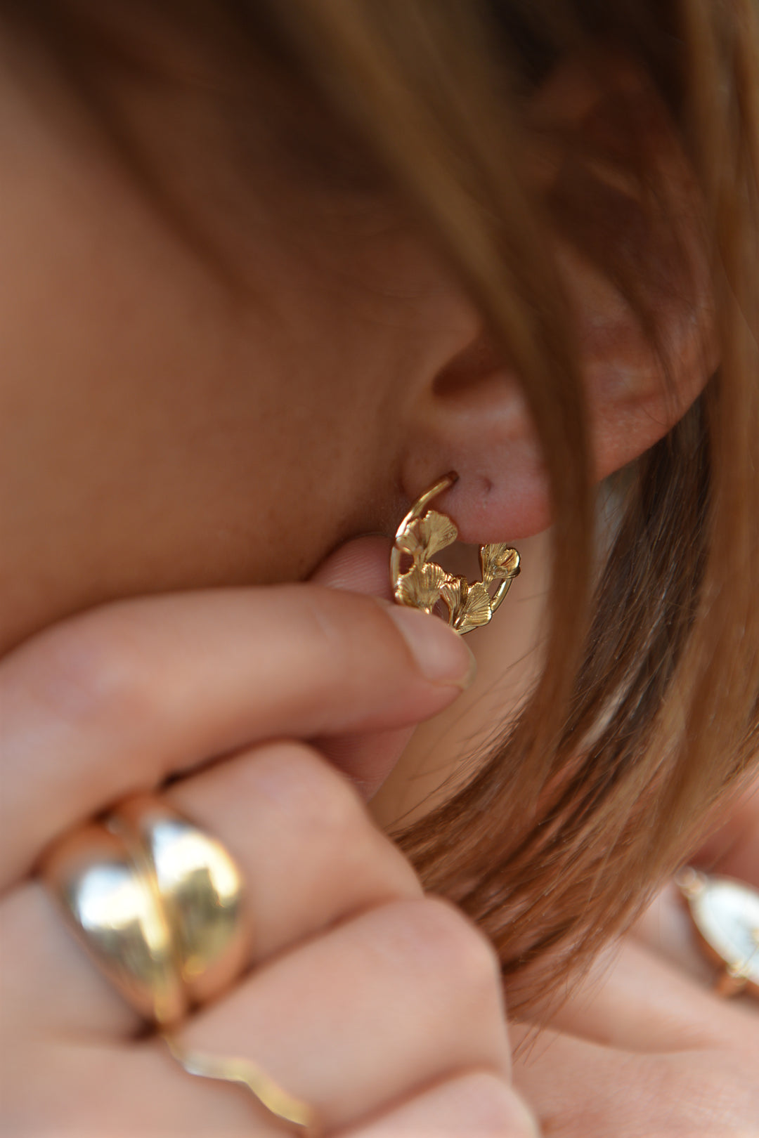 Boucles d'oreilles Plaqué or créole motif Ginko Taïla