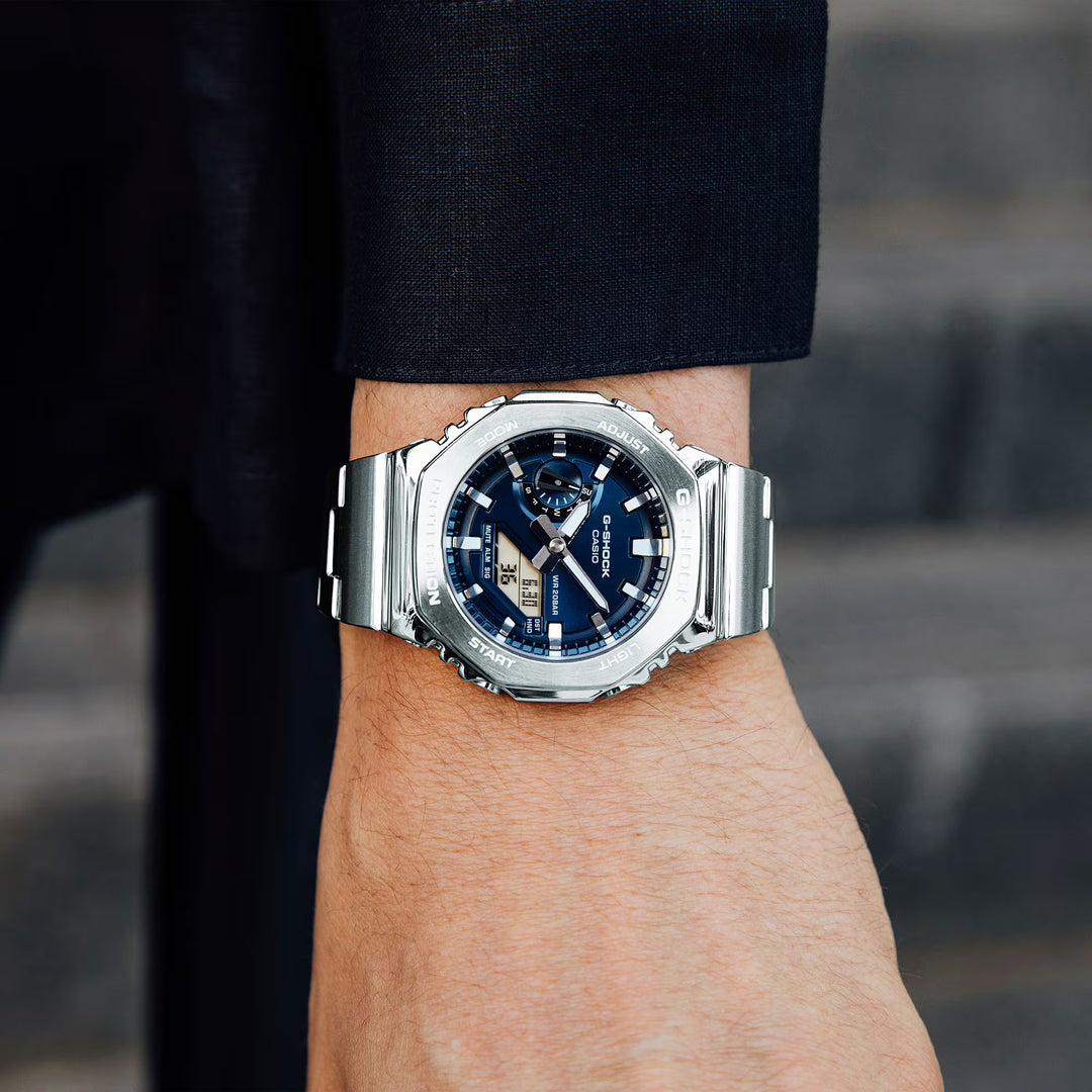 Casio G-shock GM-2110D-2B