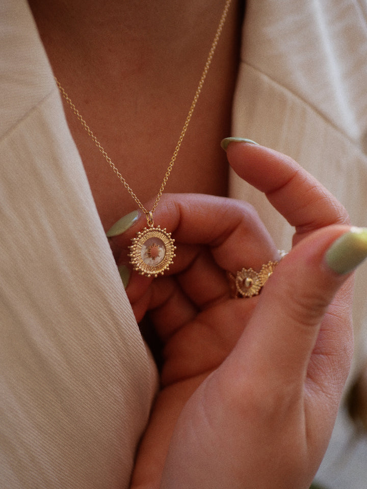 Collier Plaqué Or & Nacre Solaire
