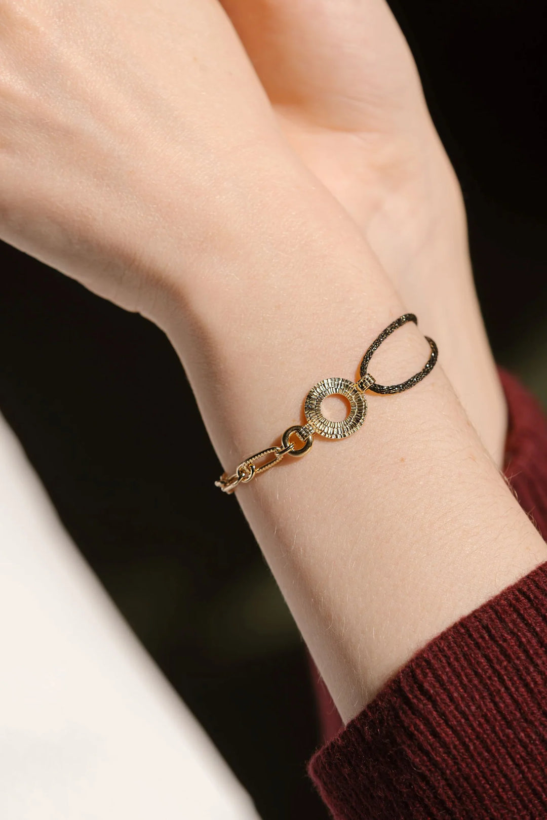 Bracelet Plaqué Or & Tissu noir pailleté Tesselle Saunier