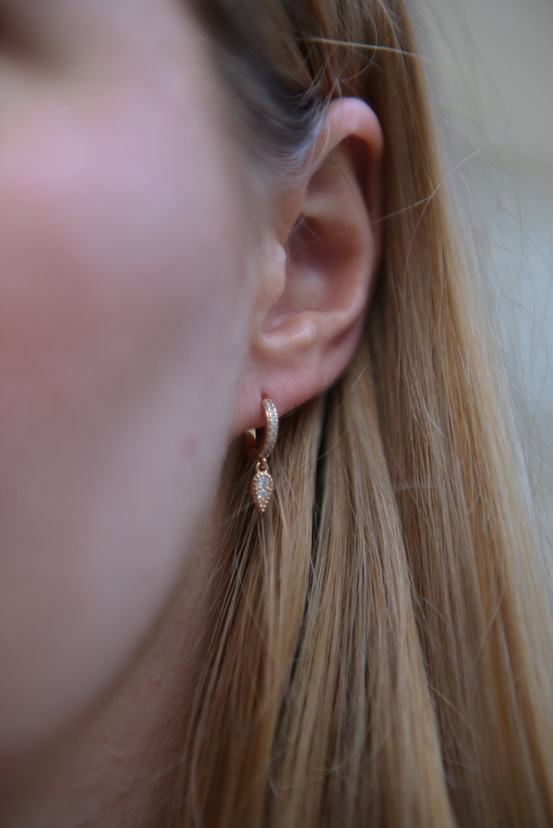 Boucles d'oreilles Plaqué Or créole pampille forme goutte Sanae