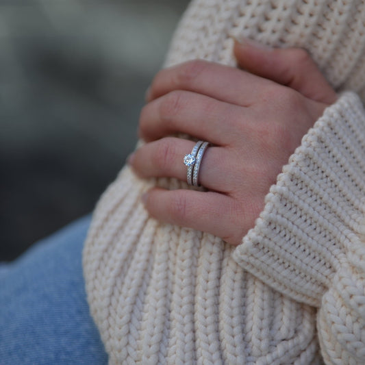 Bague Argent 925 alliance sertie grain & solitaire accompagné Aphrodite
