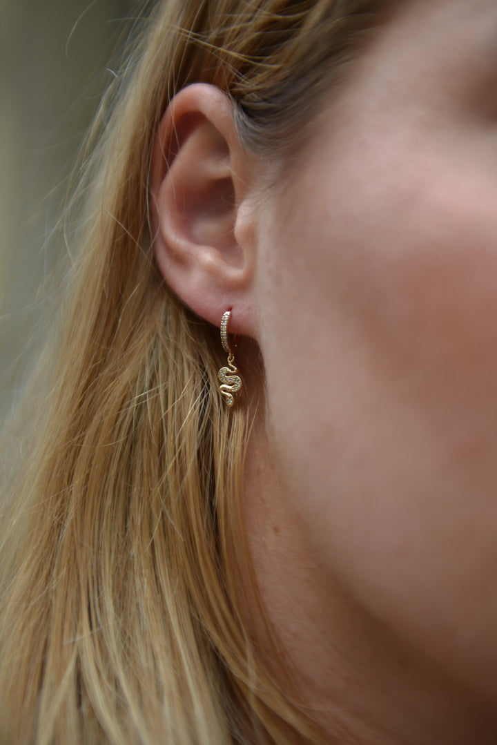 Boucles d’oreilles Plaqué Or & Oz créoles pampilles Maëva
