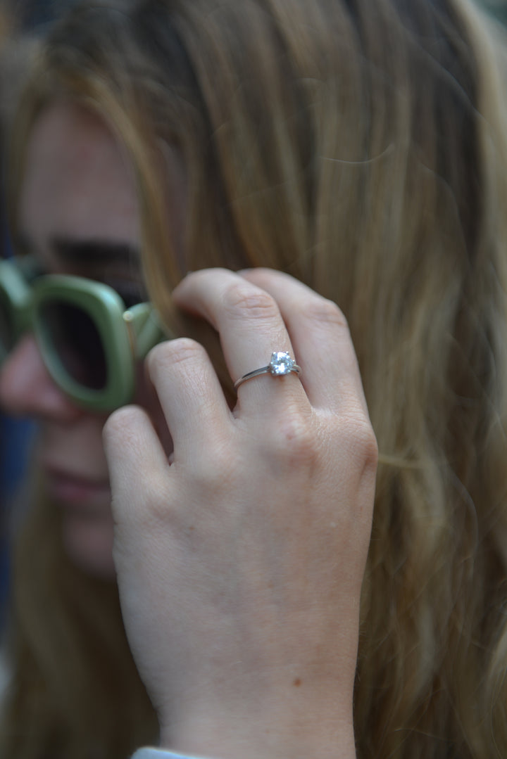 Bague Argent 925 solitaire sertie griffe & OZ Concorde