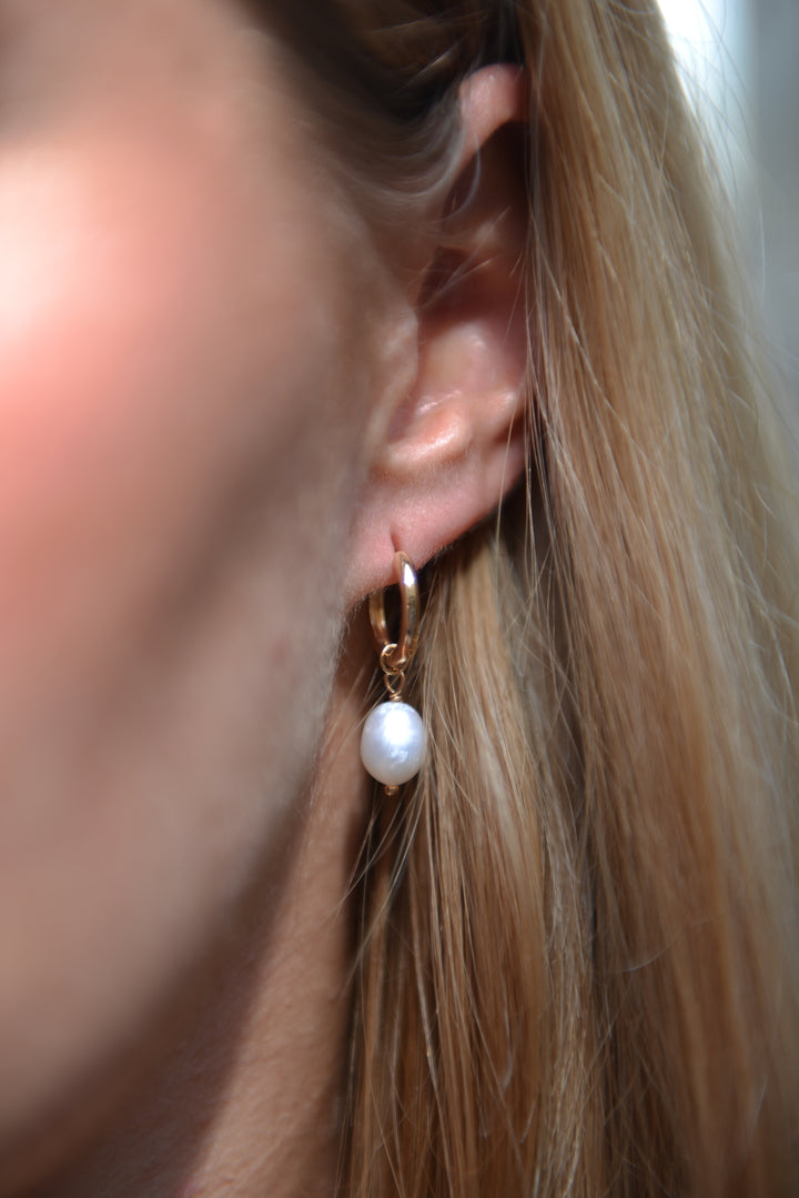 Boucles d’oreilles Plaqué Or & Perle créoles pampilles Kart