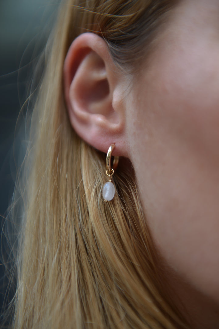 Boucles d’oreilles Plaqué Or & Quartz rose créoles pampilles Pila